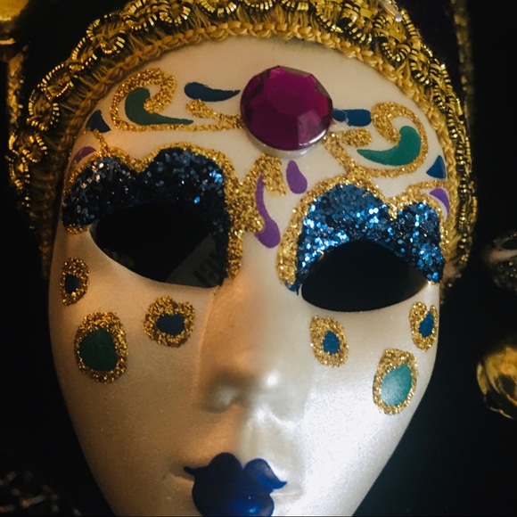 Marionette Masks - Picture 3 of 5